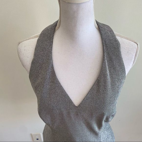 Women’s Silver Sparkle Halter Top Size 12 New With Tags - Picture 2 of 9